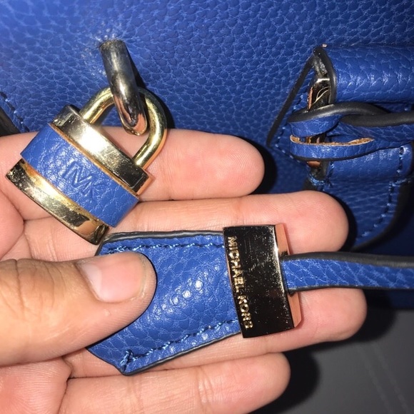 Michael Kors purse - Picture 3 of 5